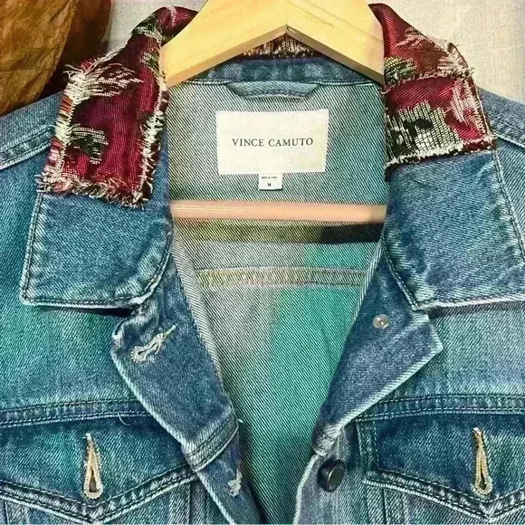 VINCE CAMUTO Jean Jacket Size M - Picture 5 of 10